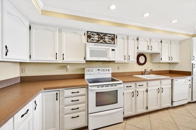 Direct beachfront residence at the prestigious Marbelle Club on - photo 19