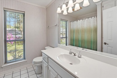 Welcome to your private retreat on beautiful Lake Palestine - photo 19
