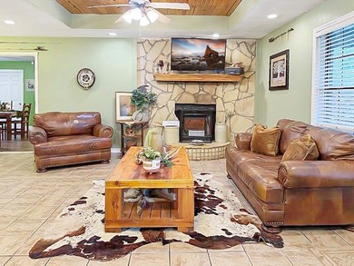 A private UNRESTRICTED slice of paradise in the heart of Rayburn - photo 5