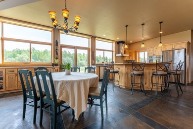 Experience exceptional lakefront living on beautiful Rainy Lake! - photo 9