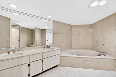 Direct beachfront residence at the prestigious Marbelle Club on - photo 31