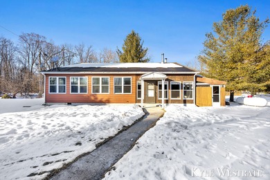Kalamazoo River Home Sale Pending in Plainwell Michigan