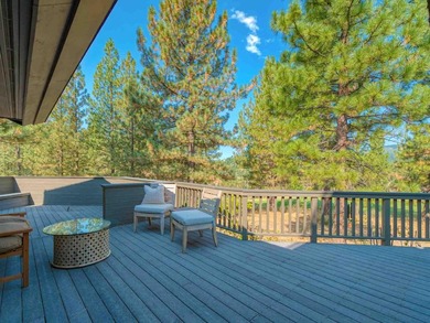 THIS 4 BEDROOM, SINGLE LEVEL impeccably maintained - photo 14