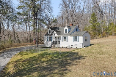 Flanagans Millpond Lake Home For Sale in Mechanicsville Virginia