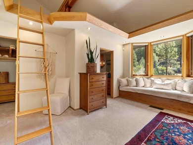 THIS 4 BEDROOM, SINGLE LEVEL impeccably maintained - photo 38