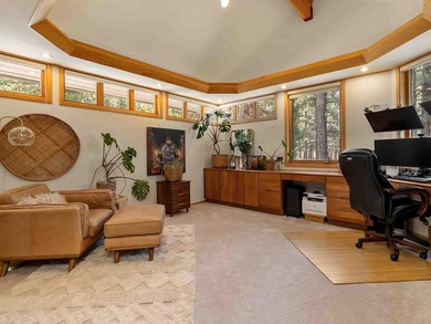 THIS 4 BEDROOM, SINGLE LEVEL impeccably maintained - photo 41