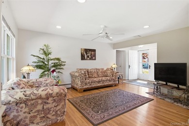 Lovely Ranch featuring large Primary Bedroom with Bath - photo 6