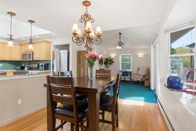 Lovely Ranch featuring large Primary Bedroom with Bath - photo 10