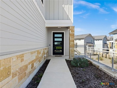 Welcome to 200 Archview-an exceptional opportunity to own near - photo 3