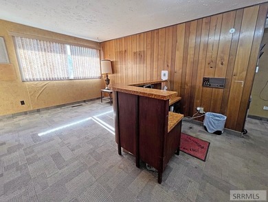 PRIME COMMERCIAL OPPORTUNITY - GREAT COMMERCIAL BUILDING ON - photo 12