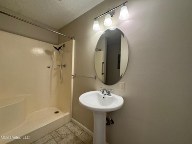 This is the opportunity to own a beautiful all-brick 5-bedroom - photo 14