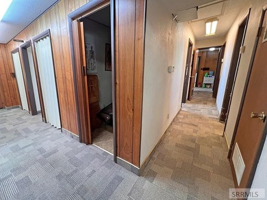 PRIME COMMERCIAL OPPORTUNITY - GREAT COMMERCIAL BUILDING ON - photo 16