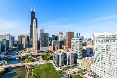 Stunning city and river views! Experience sophisticated urban