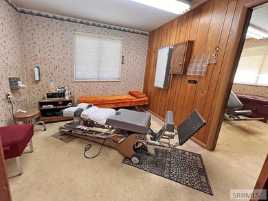 PRIME COMMERCIAL OPPORTUNITY - GREAT COMMERCIAL BUILDING ON - photo 20