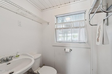 Glorious waterfront property in Pass Christian! This three - photo 29