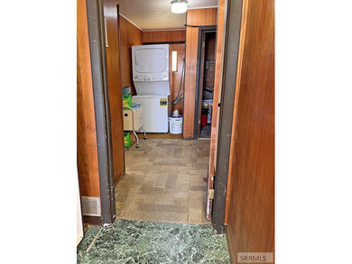 PRIME COMMERCIAL OPPORTUNITY - GREAT COMMERCIAL BUILDING ON - photo 29