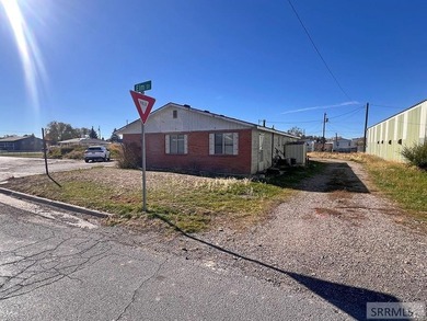 PRIME COMMERCIAL OPPORTUNITY - GREAT COMMERCIAL BUILDING ON - photo 30