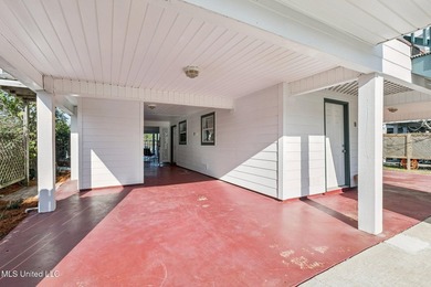 Glorious waterfront property in Pass Christian! This three - photo 32