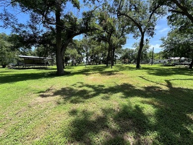 (private lake, pond, creek) Lot For Sale in Hamilton Texas