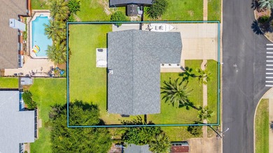 Bring your boat to your coastal oasis at 400 Primrose Circle! - photo 2