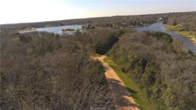 Lake Tonkawa Lot For Sale in Hilltop Lakes Texas
