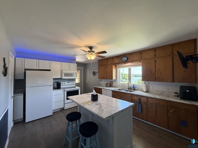 Experience lakeside living on the inlet waters of Lake Shetek! - photo 3