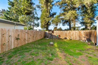 Welcome home to this charming 3-bedroom, 2-bath mobile home - photo 16