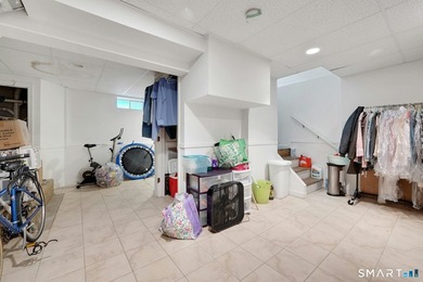 20 Hanover St. #A features a well-maintained traditional - photo 24