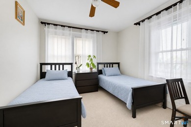 20 Hanover St. #A features a well-maintained traditional - photo 27