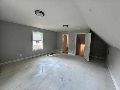 Welcome to golf course living in the highly sought-after Cobb's - photo 33