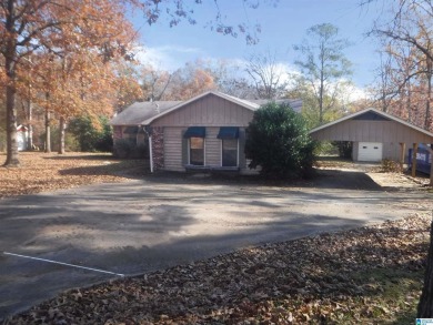 Lake Home For Sale in Gadsden, Alabama