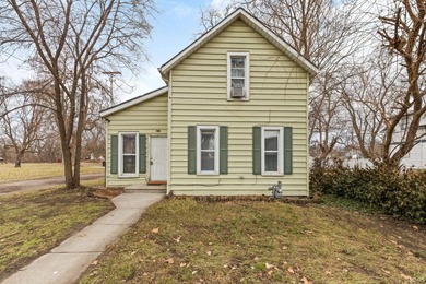 St. Joseph River Home For Sale in Elkhart Indiana