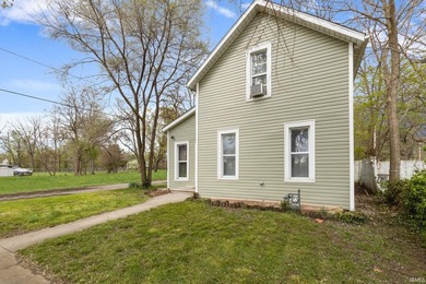 Great opportunity near downtown shopping and restaurants! This - photo 5