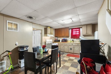 Great opportunity near downtown shopping and restaurants! This - photo 10