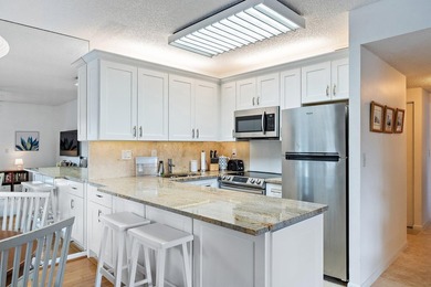 Tropical in feel, this elegant apartment is part of Jupiter Bay - photo 10