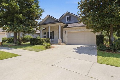 Priced $35k under recent appraisal! Welcome to 76 Oaktree Blvd - photo 1