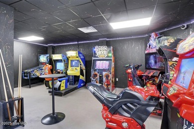 Great personal and investment opportunity! 2000 New River Inlet