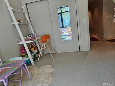 Enjoy city living at the Metropolitan on Rincon Hill. 2-bedroom - photo 12