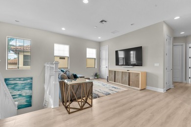 Amazing opportunity to enjoy this bespoke home with over 4,200 - photo 18