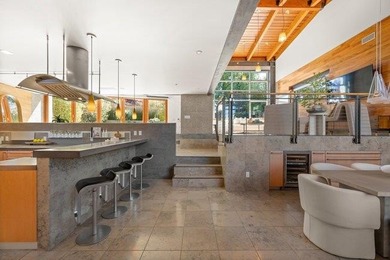 Striking contemporary architecture and San Francisco Bay views - photo 19