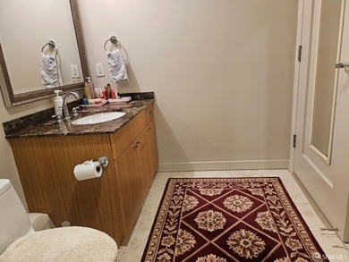 Enjoy city living at the Metropolitan on Rincon Hill. 2-bedroom - photo 20