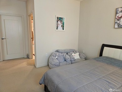 Enjoy city living at the Metropolitan on Rincon Hill. 2-bedroom - photo 22