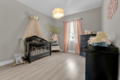 Amazing opportunity to enjoy this bespoke home with over 4,200 - photo 23