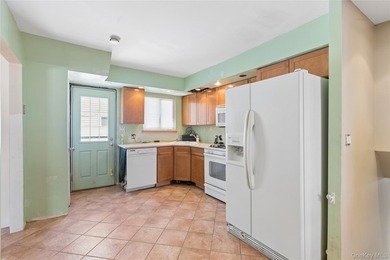 New to the market is a fantastic opportunity to own a home in - photo 7