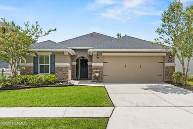 Oakleaf Lake Area Home Active Under Contract in Orange Park Florida