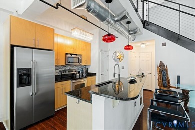 This stunning 2-story modern home offers dramatic - photo 10