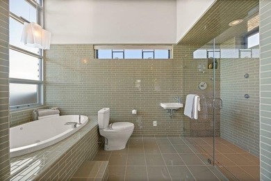 Striking contemporary architecture and San Francisco Bay views - photo 43