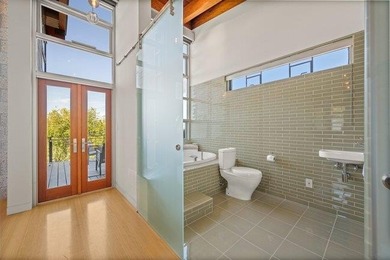Striking contemporary architecture and San Francisco Bay views - photo 44