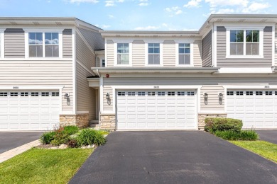 Lake Townhome/Townhouse For Sale in Northbrook, Illinois