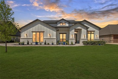 Lake Home For Sale in Fort Worth, Texas